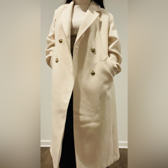 Gorgeous H&M Ivory Coat 🦋 - Picture 11 of 14